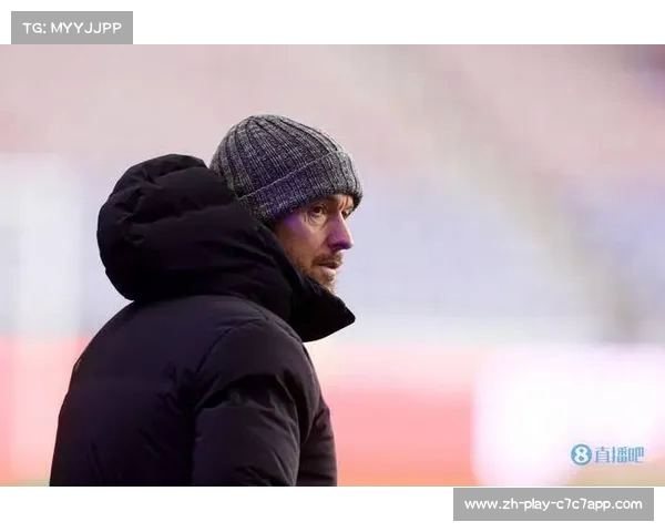 滕哈赫赞奥纳纳表现出色引援策略显成效 滕哈赫赞奥纳纳表现出色引援策略显成效