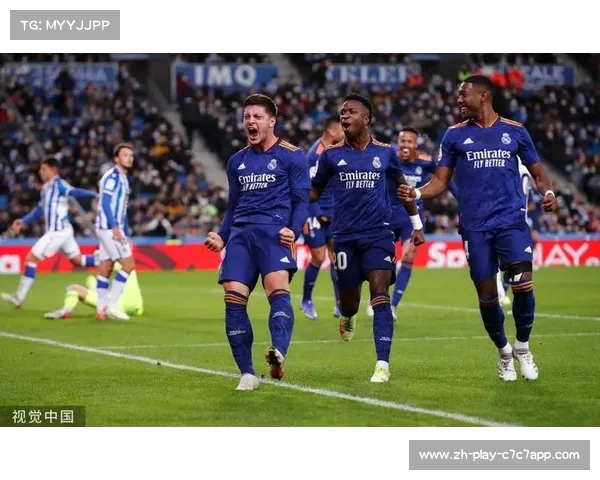 维尼修斯力劝阿方索戴维斯加盟皇马共图辉煌未来